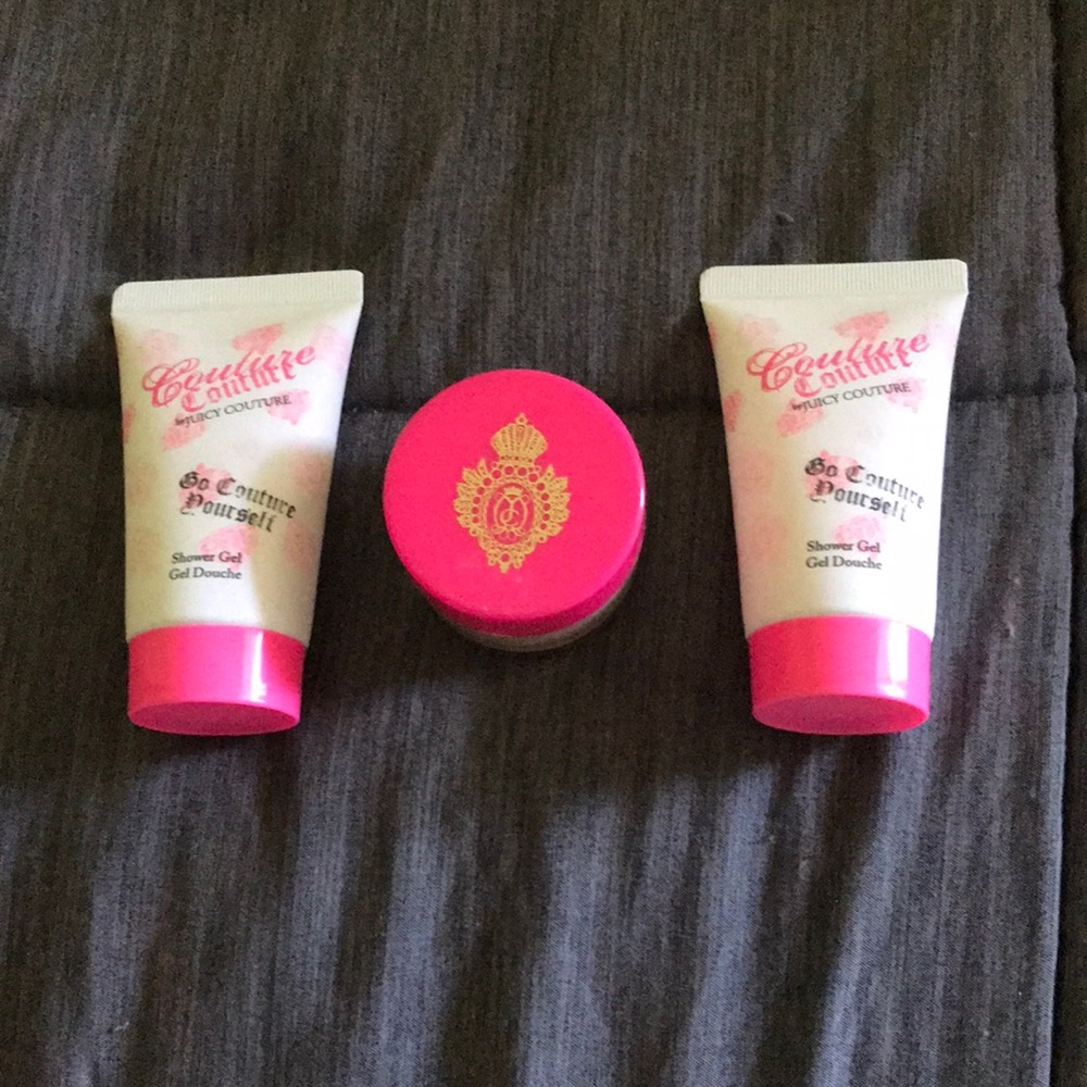 2 shower gel and one location sample size 3 pc set